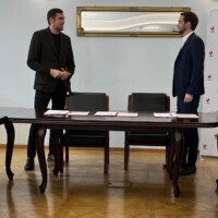 Podpisanie umowy na przebudowę ul. Staszica oraz budowę miejsc postojowych w KozerkachPodpisanie umowy na przebudowę ul. Staszica oraz budowę miejsc postojowych w Kozerkach