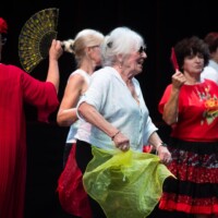 Sportowa seniorada łączy pokolenia