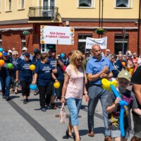Sportowa seniorada łączy pokolenia