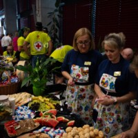 Sportowa seniorada łączy pokolenia