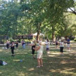 Sportowa seniorada łączy pokolenia